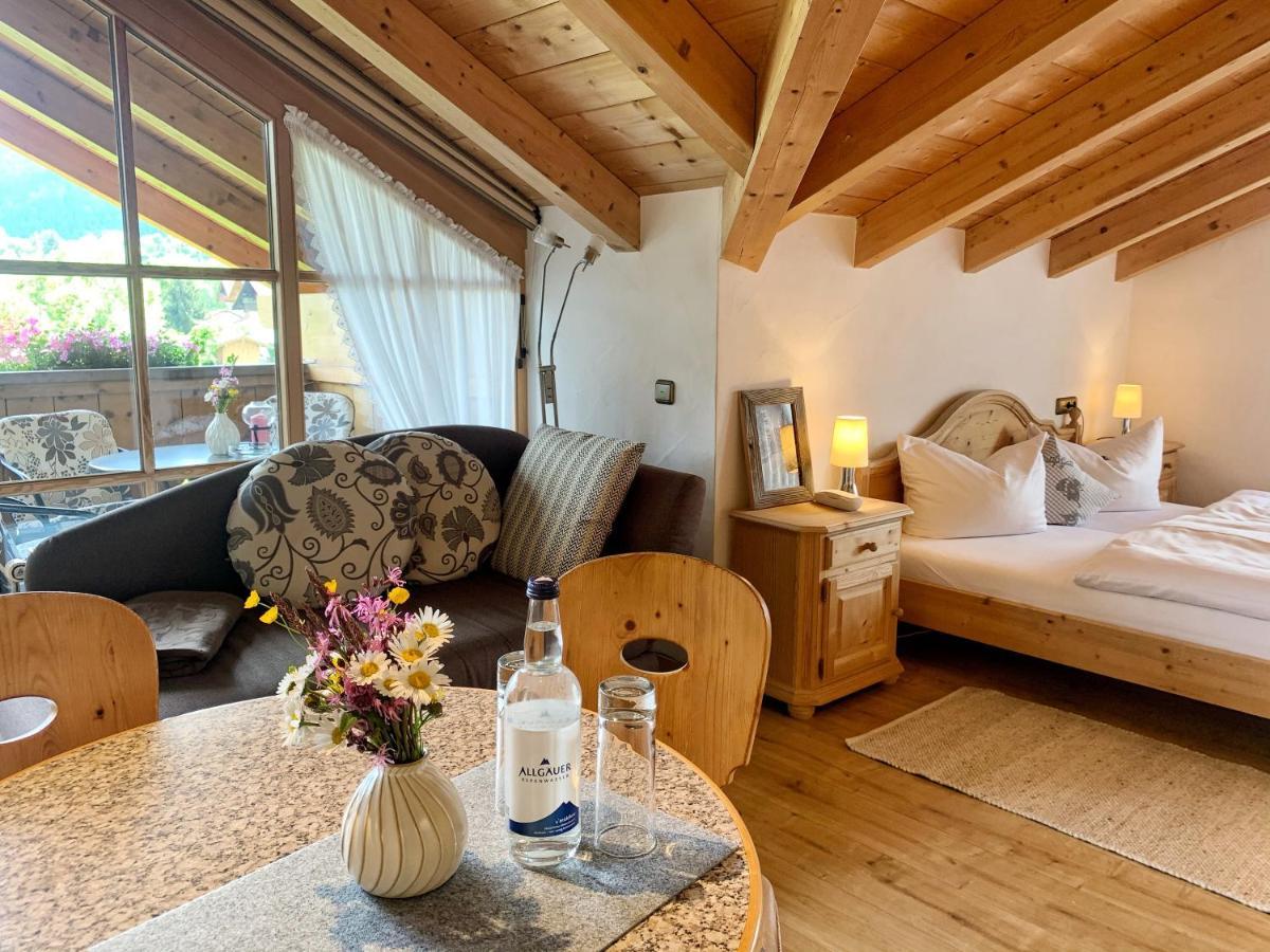 Gaestehaus "Zur Schmiede" Wertach Kültér fotó