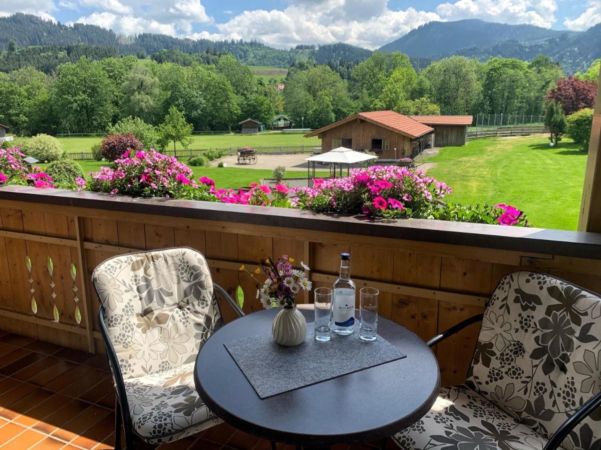 Gaestehaus "Zur Schmiede" Wertach Kültér fotó